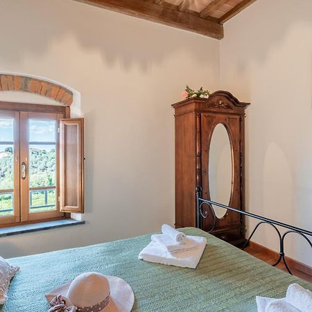 Agriturismo Fadanelli - Le Rondini Lamporecchio Bagian luar foto