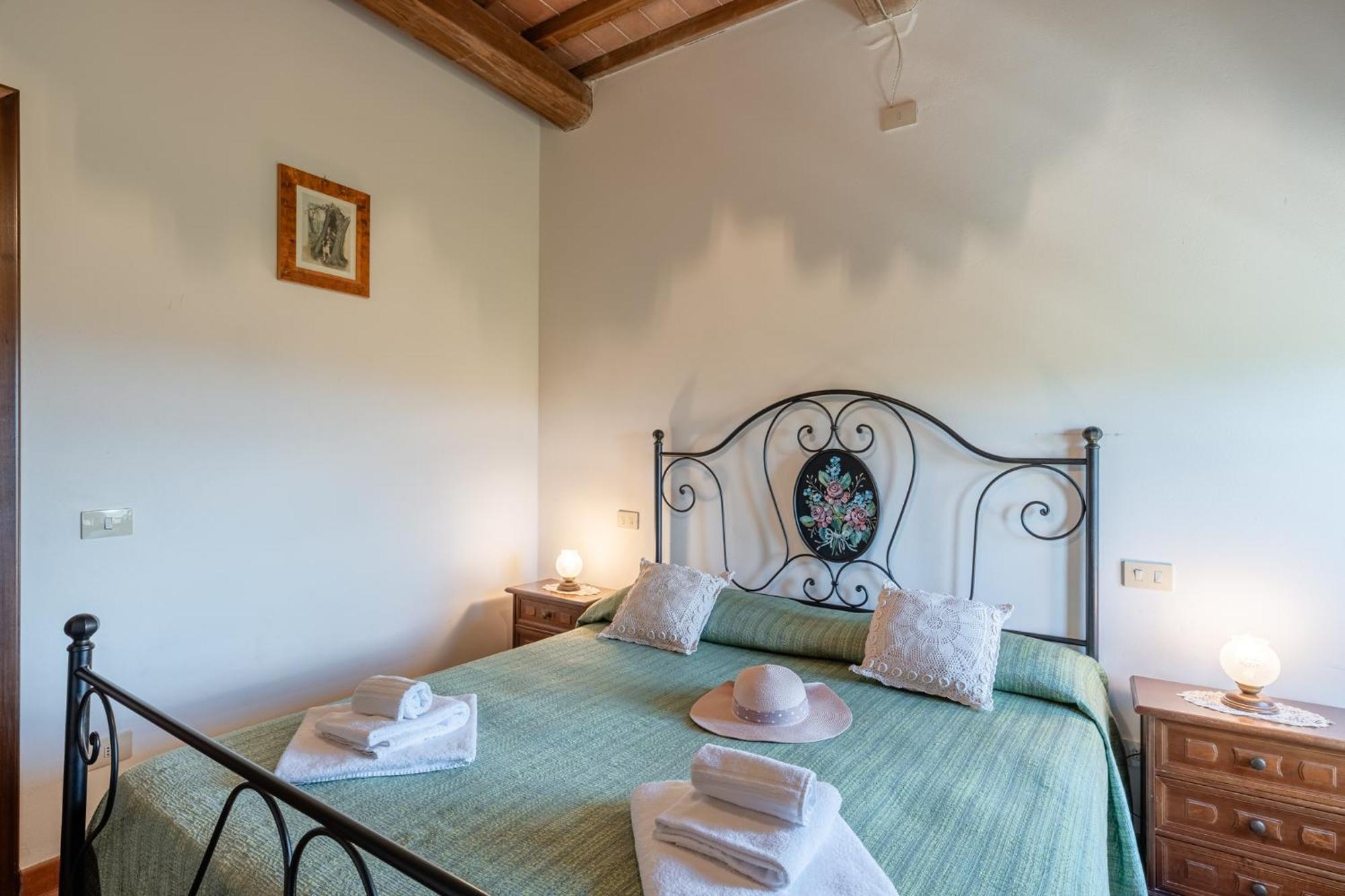 Agriturismo Fadanelli - Le Rondini Lamporecchio Bagian luar foto